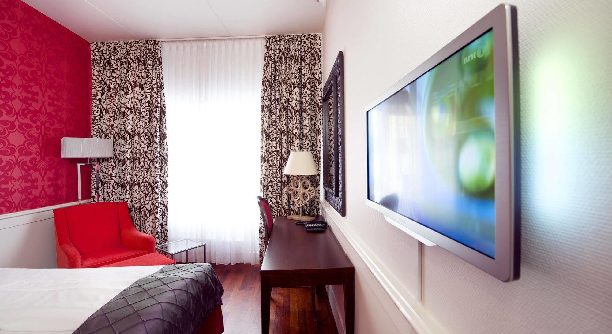 Hotel Grand 4*